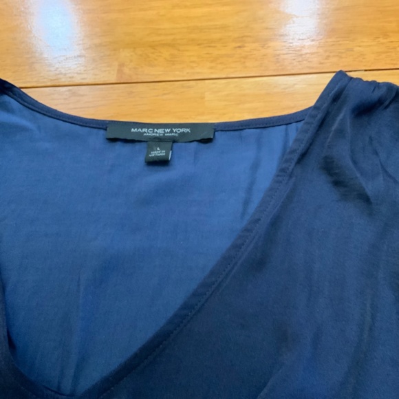 Blue beautiful Marc New York ladies blouse. Size large - Picture 3 of 3